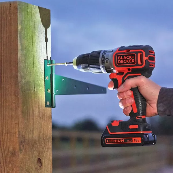 Příklepová dvourychlostní aku vrtačka 18V 1,5Ah Black&Decker BL188K