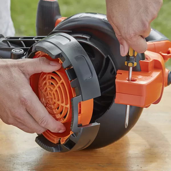 Zahradní vysavač a fukar Black&Decker BEBLV301