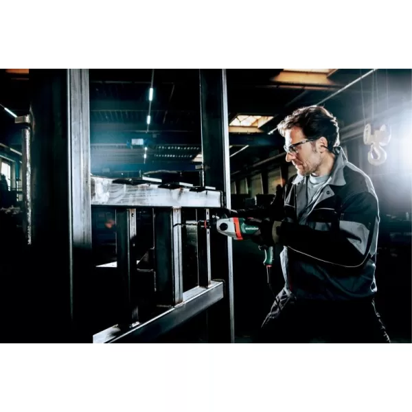 Bezpříklepová vrtačka Metabo BEV 1300-2