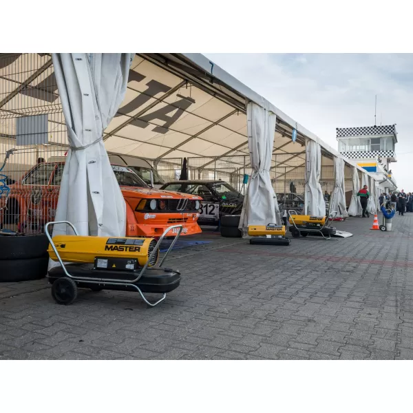 Mobilní naftové topidlo Master B 100 CED