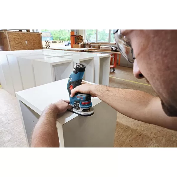 Ohraňovací frézka 2x3,0Ah Bosch GKF 12V-8 0.601.6B0.000