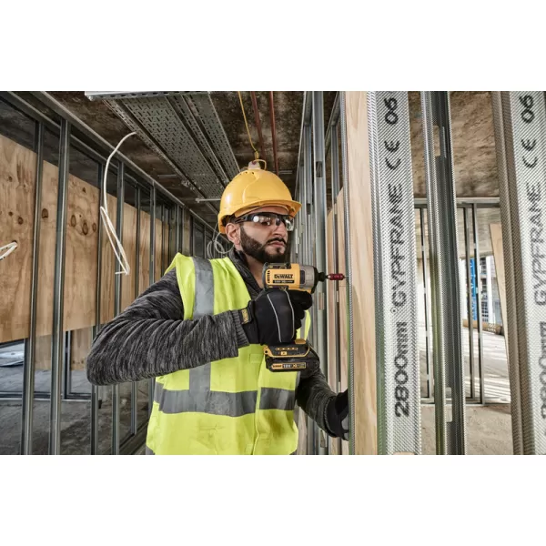 Aku bezuhlíková kombo sada nářadí 18V 2x4,0 Ah XR DeWALT DCK2023M2T