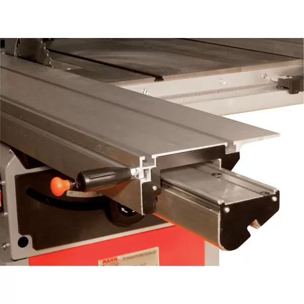 Precizní stolní pila s formátovacím stolem 400V Holzmann TS 250F