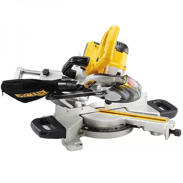 Aku pokosová pila 18V XR bez baterie s koutoučem 184 mm DeWALT DCS365N