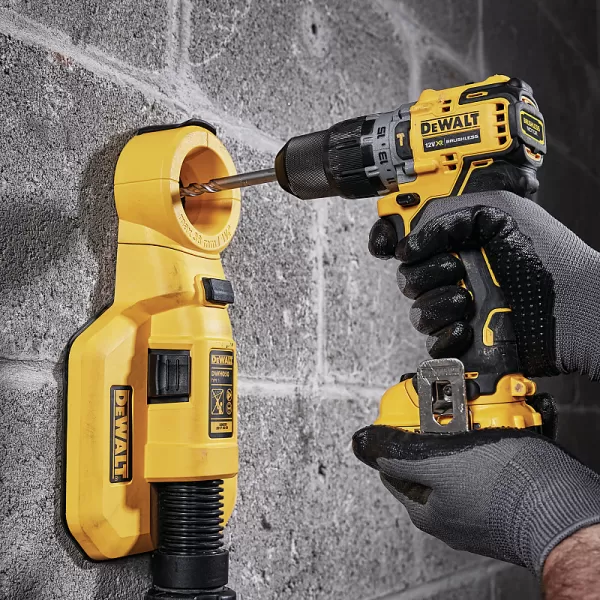 Aku příklepová vrtačka 12V 2x2,0Ah DeWALT DCD706D2
