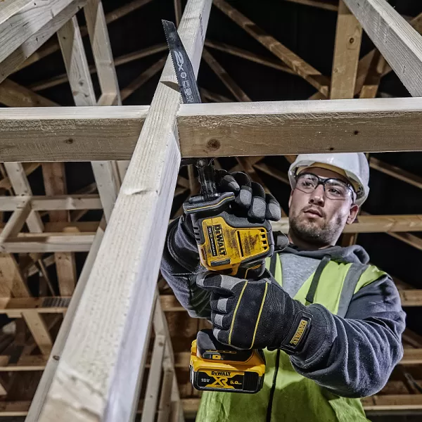 Aku mečová pila 18V bez aku DeWALT DCS369NT