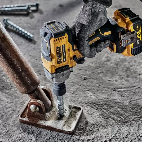 Aku rázový utahovák 18V 2x5,0Ah DeWALT DCF891P2T