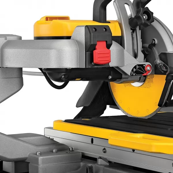 Řezačka dlažby a obkladů DeWALT D36000