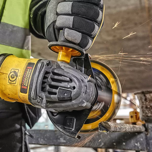 Aku úhlová bruska 125mm 54V bez aku DeWALT DCG418N