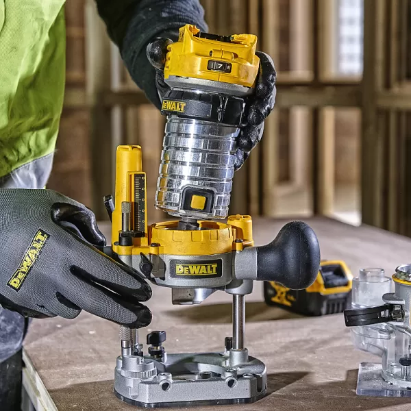 Aku kombinovaná frézka 18V bez aku DeWALT DCW604NT