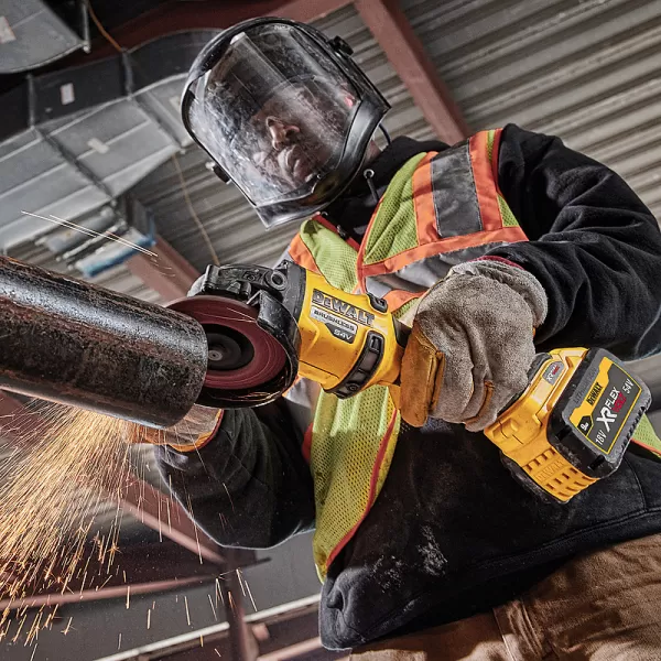 Aku úhlová bruska 125mm 54V bez aku DeWALT DCG418N