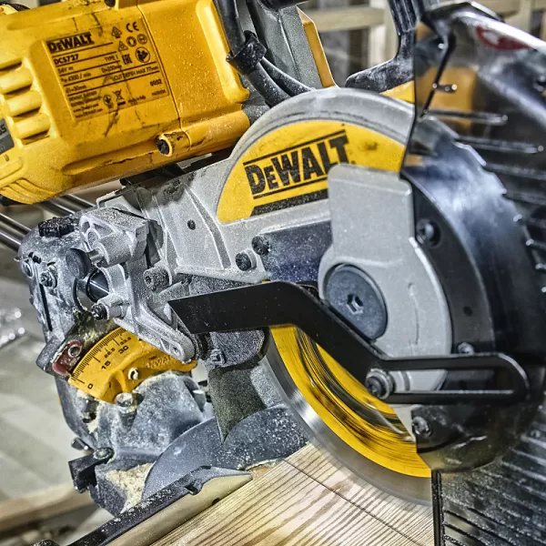 Aku pokosová pila 54V bez aku DeWALT FLEXVOLT DCS727N