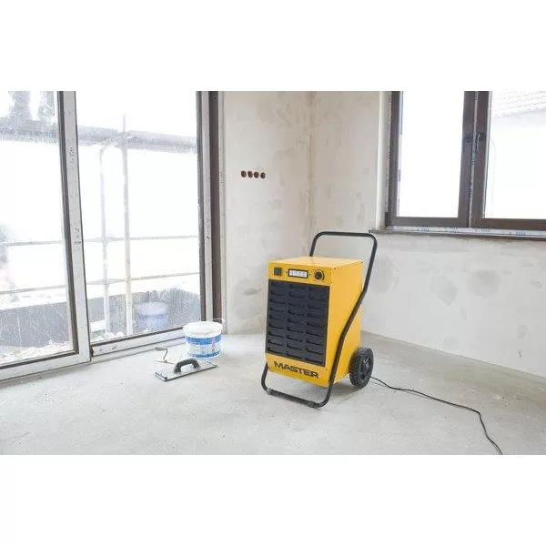 Profesionální odvlhčovač vzduchu Master DH 62