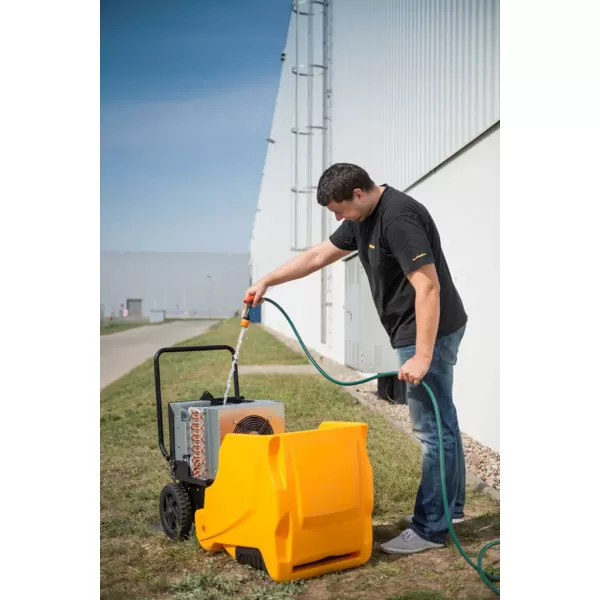 Profesionální odvlhčovač vzduchu Master DHP 65