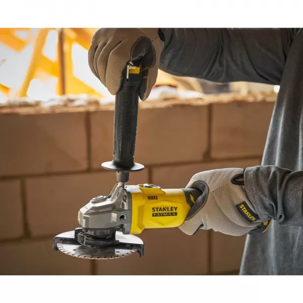 Aku úhlová bruska 125 mm 18V/1x4,0Ah STANLEY FATMAX V20 SFMCG710M1T