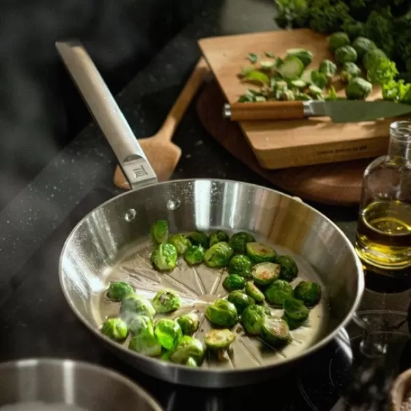 Norden ocelová pánev 28cm Fiskars 1067629