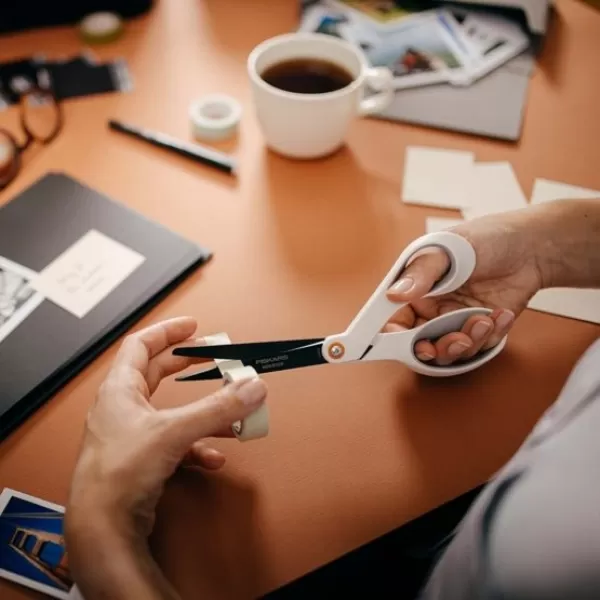 Nůžky s nepřilnavým povrchem, 21 cm Fiskars 1070026