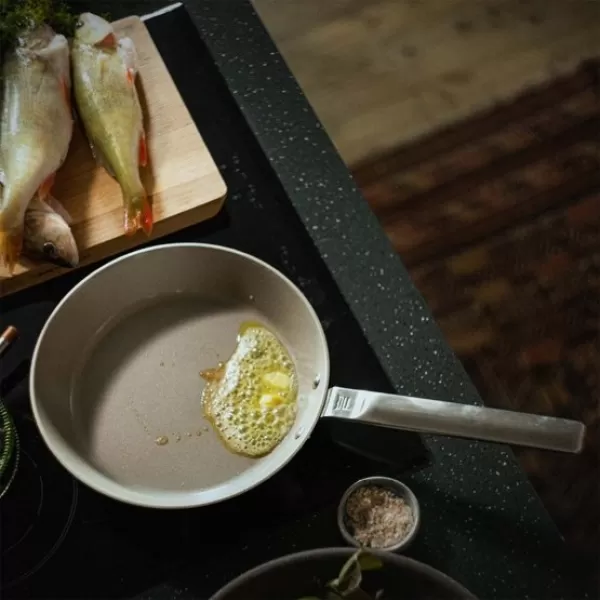 Norden ocelová pánev 26cm Fiskars 1067632