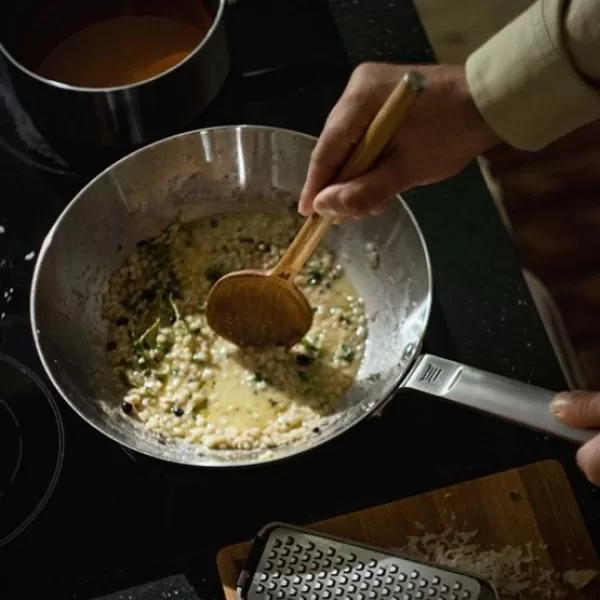 Norden ocelová pánev wok 28cm Fiskars 1067630