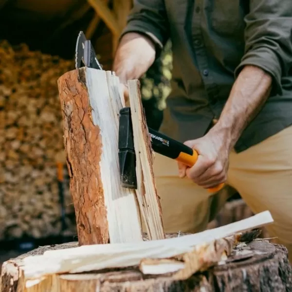 Set sekera X14 + ostřič Xsharp Fiskars 1075432