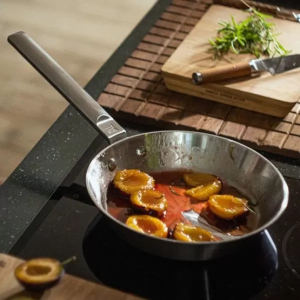 Norden ocelová pánev 24cm Fiskars 1067628