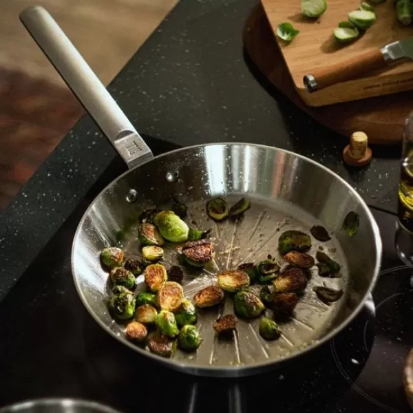 Norden ocelová pánev 28cm Fiskars 1067629