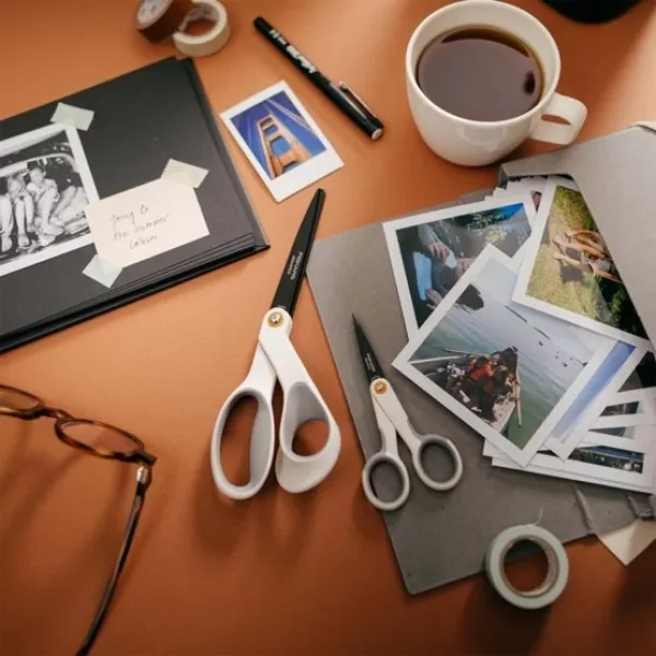 Nůžky s nepřilnavým povrchem, 21 cm Fiskars 1070026