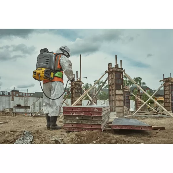 Aku postřikovač chemie 18V bez aku DeWALT DCCS1100N