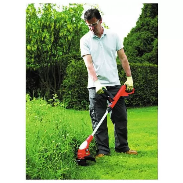 Aku strunová sekačka 18V 2,0Ah Black&Decker GLC1823L20