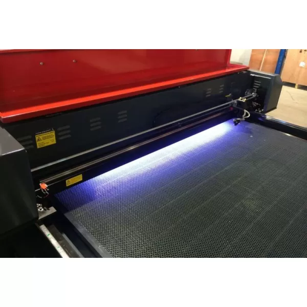 Gravírovací a řezací CO2 laser Numco C 1325 LA100007