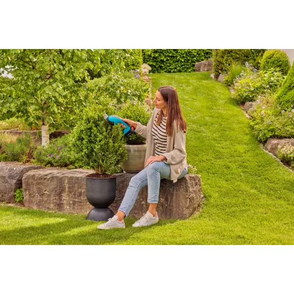 Aku nůžky na trávu a keře PowerCut 20/18V - bez aku Gardena 14750-55