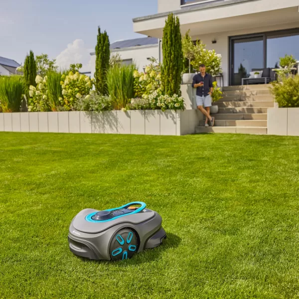 Robotická sekačka Smart SILENO Free 600 m2 Gardena 19921-32