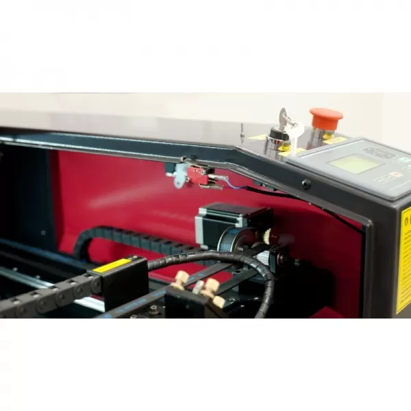 Gravírovací a řezací CO2 laser Numco E 6090 LA100004
