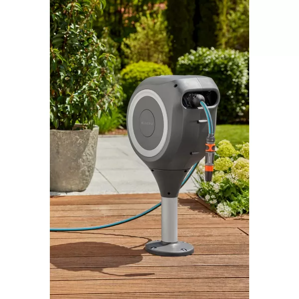 Terasový box na hadici RollUp M, 20m, bílý, automatické navíjení Gardena 18617-20