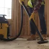 Průmyslový vysavač na mokré a suché vysávání 23 l DeWALT DXV23PTA