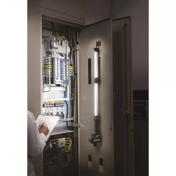 Aku LED svítilna Li-ion XGT 40V bez aku Makita ML012G