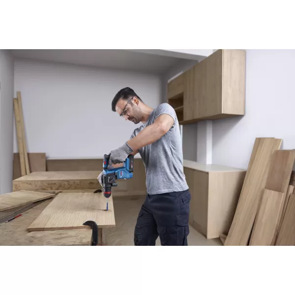 Aku vrtací kladivo s SDS plus 18V bez aku Bosch GBH 18V-18