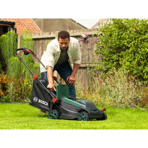 Aku sekačka 18V 2x4,0Ah Bosch Rotak 18V2-38