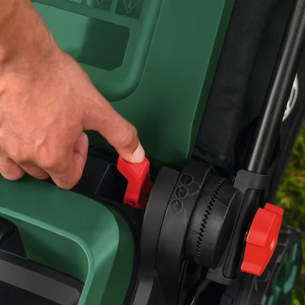 Aku sekačka 18V 2x4,0Ah Bosch Rotak 18V2-38