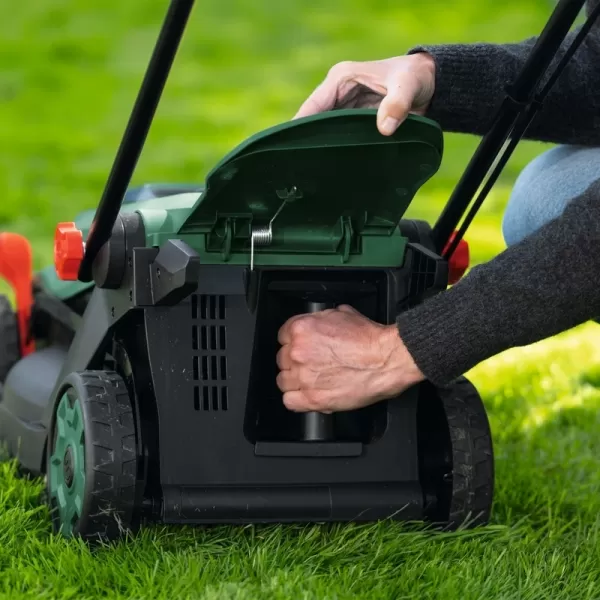 Aku sekačka 18V bez aku Bosch Rotak 18V-34 06008B9N01