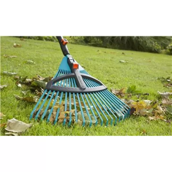 Posuvné hrábě z plastu Gardena Combisystem 3099-20