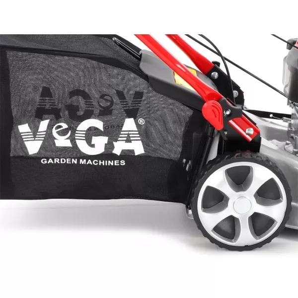 Benzínová sekačka s pojezdem VeGA 404 SDX