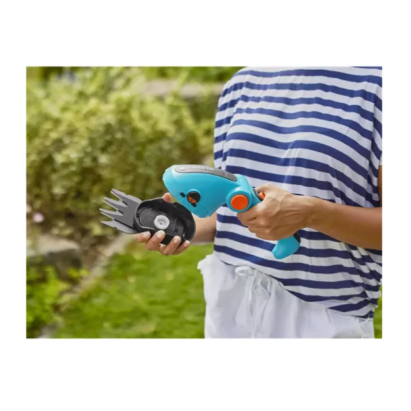 Aku nůžky na trávu a keře 3,6V 3,0Ah ComfortCut Gardena 9888-20