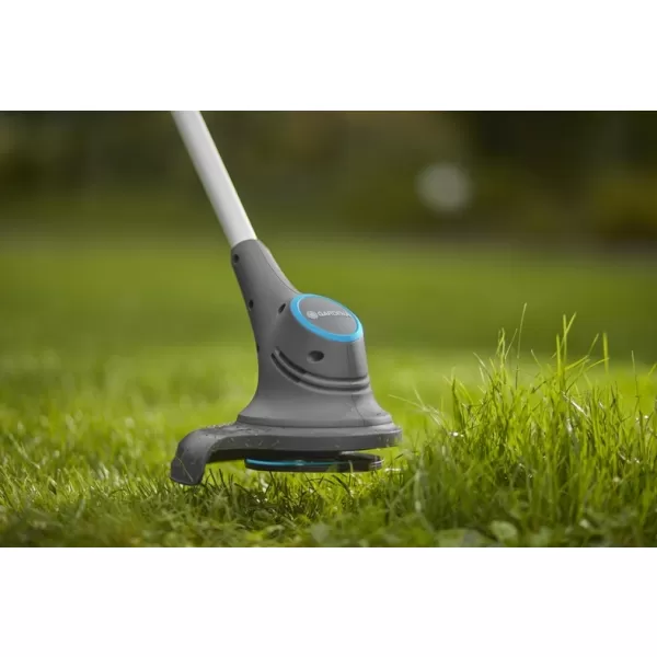 Aku vyžínač SmallCut 23/18V 1x2,0Ah P4A - sada Gardena 14702-20