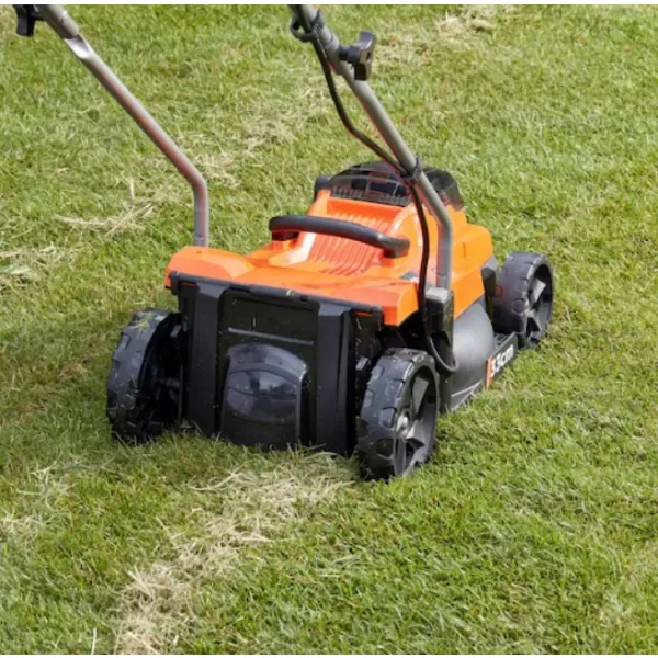 Aku rotační sekačka 18V 2x4,0Ah Black&Decker BCMW33184L2