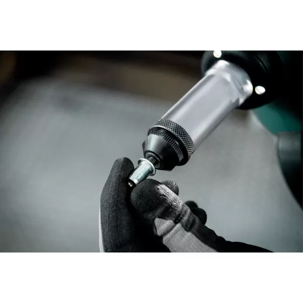 Aku nýtovací pistole 18V bez aku NMP 18 LTX BL M10, mB Metabo 601788840