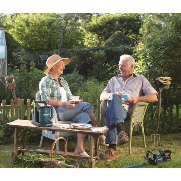 Aku rychlovarná konvice Li-ion XGT 40V bez aku Makita KT001GZ