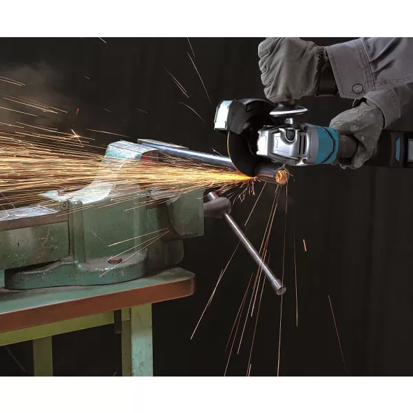 Aku úhlová bruska 125mm Li-ion XGT 40V bez aku Makita GA050GZ