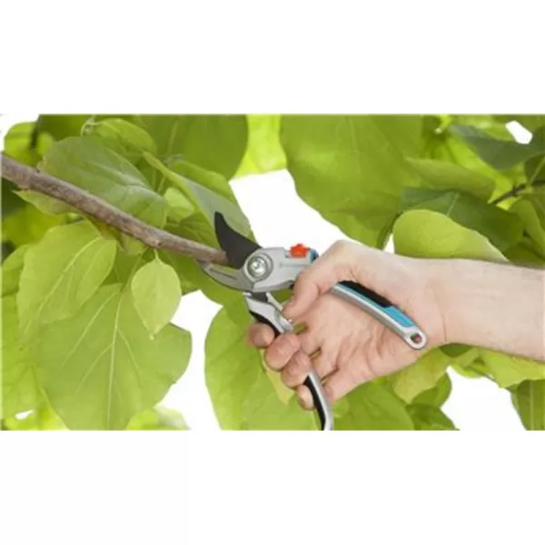 Hliníkové zahradní nůžky Gardena Comfort 8906-20