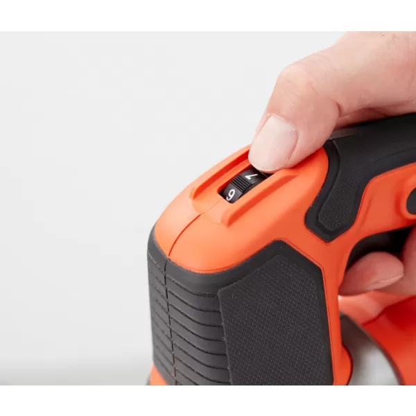 Přímočará pila 650W Black&Decker BES610